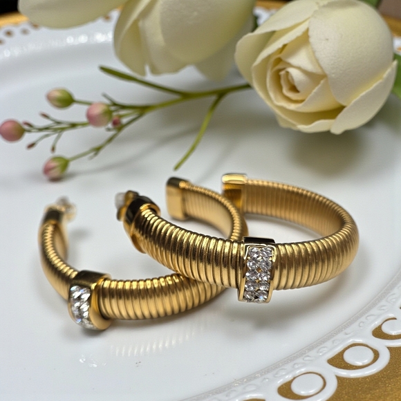 18k Gold Plated Omega Tubogas Zircon Crystal Hoop Earrings - Picture 4 of 5